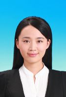 贾琳 照片
