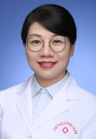 洪哲晶 照片