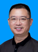 林平 照片