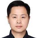 蔡泉 照片