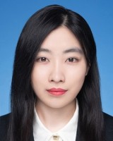 陈乔伊 照片