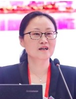 丁焱 照片