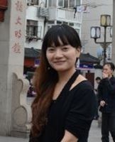 方雁雁 照片
