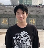 黄建勋 照片