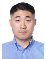 韩文东 照片