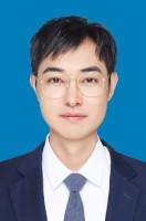 黄彦淇 照片