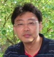 贾瑜 照片