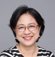卢丽安 照片