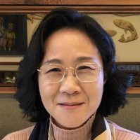 吕静 照片