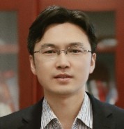 李春贺 照片