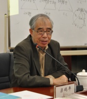 梁鹤年 照片