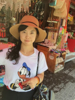 吴砚婕 照片