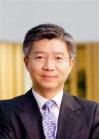 陆雄文 照片