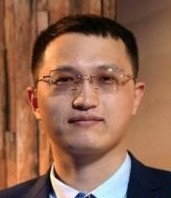 刘典 照片
