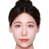 刘宇晨 照片