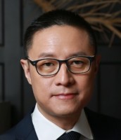 李世默 照片