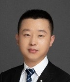 李爱龙 照片