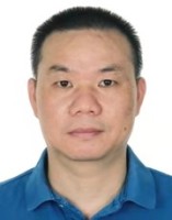 龙健儿 照片