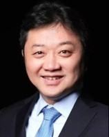 毛颖 照片