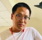 潘霁 照片