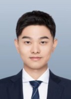 濮伟霖 照片