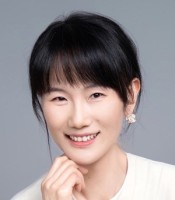 强晓 照片