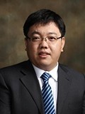 秦毅 照片