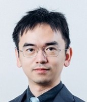 邱彦群 照片