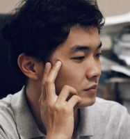 石继承 照片
