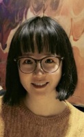 徐井楠 照片