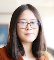 沈春 照片