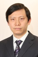 石伟 照片