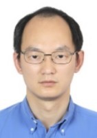 吴俊 照片