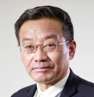 王德峰 照片