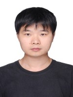 王礼锋 照片