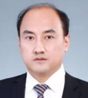 王鹏 照片