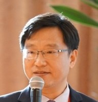 魏峻 照片
