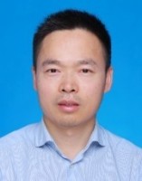 卫功宏 照片