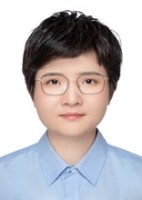 王倩 照片