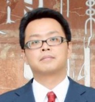 王健 照片