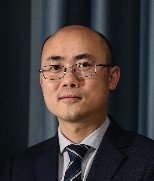 熊易寒 照片