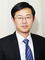 向阳 照片