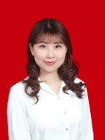 张灿 照片