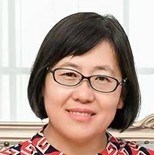 杨素荣 照片