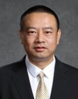 严钰锋 照片