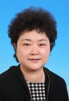 余蓝 照片