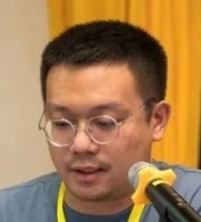 颜邦宁 照片