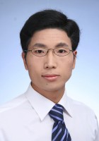张万路 照片