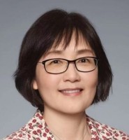 朱国英 照片