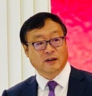 郑召利 照片